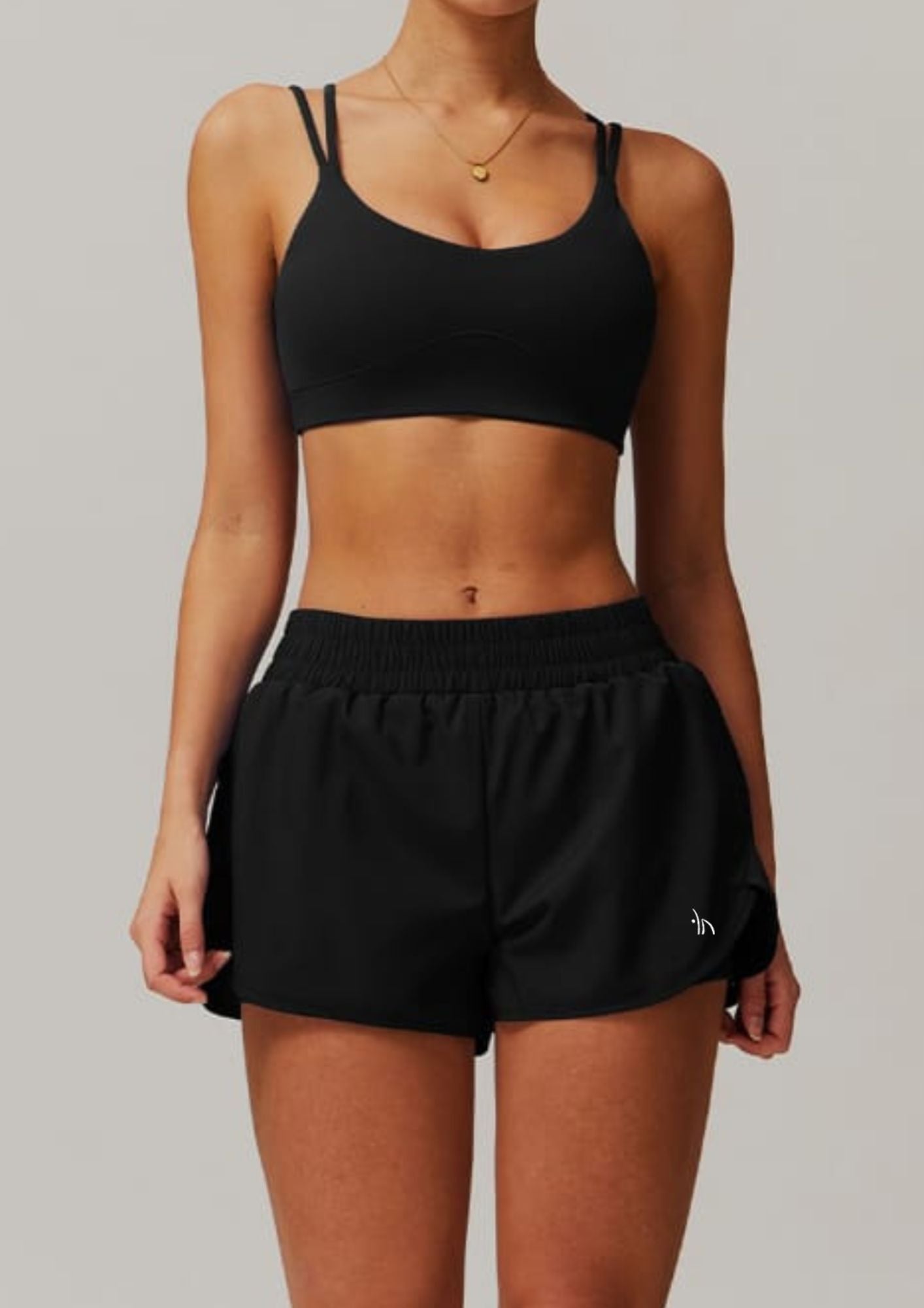 Noelia Short