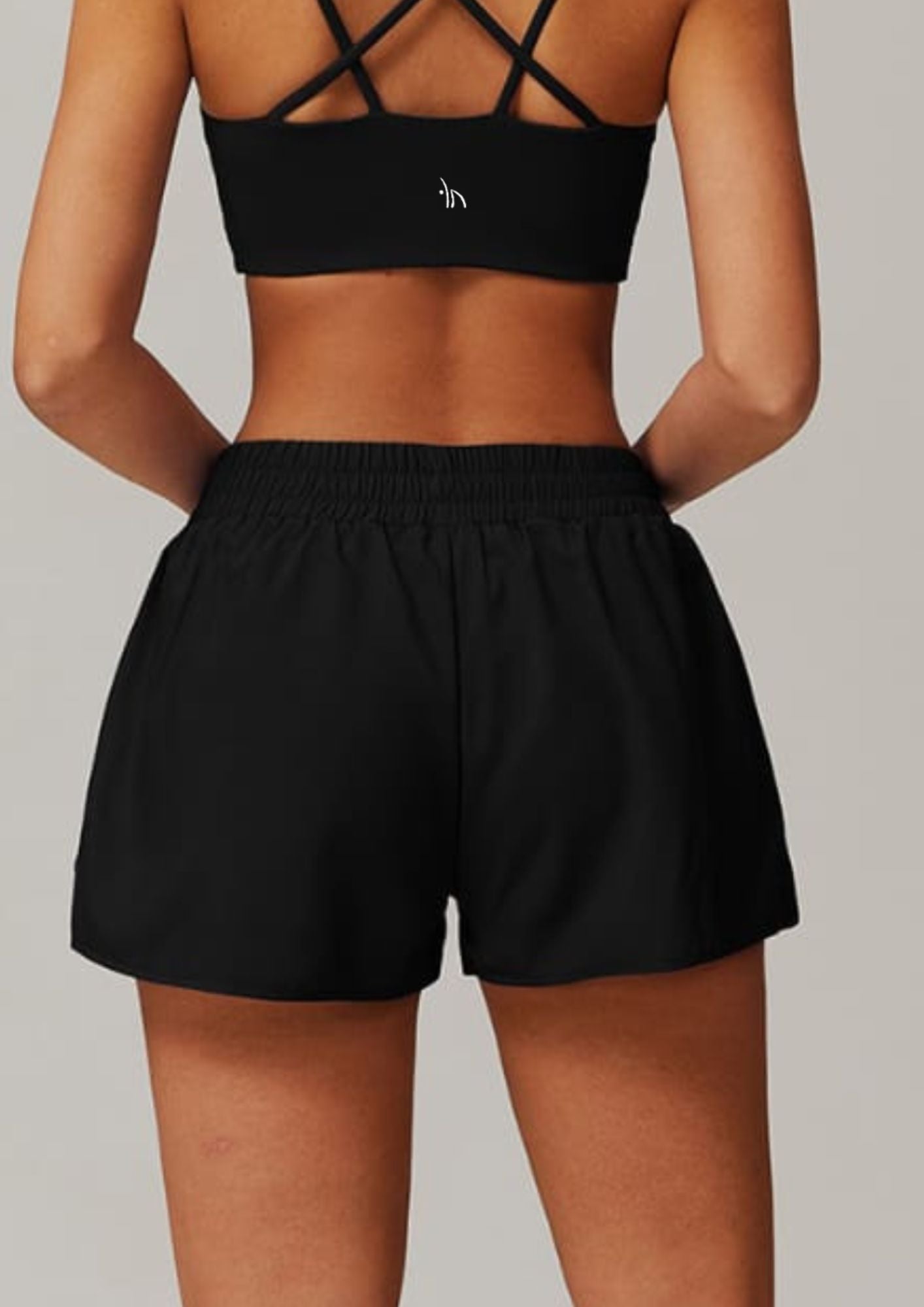 Noelia Short